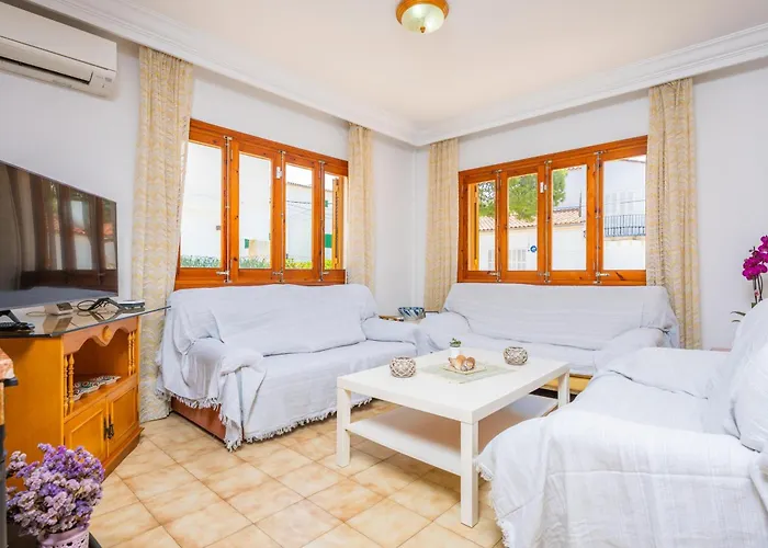 Ca Na Clara - Pascual 포엔샤 항구